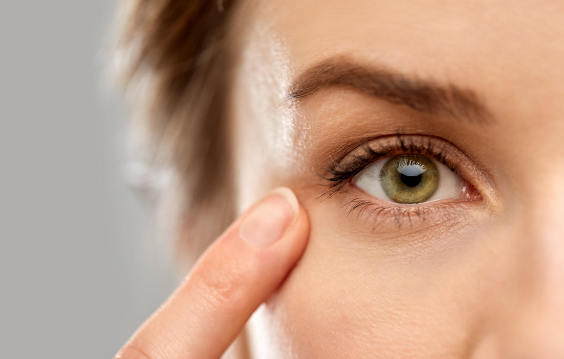 How To Treat and Relieve Dry Skin Around The Eyes