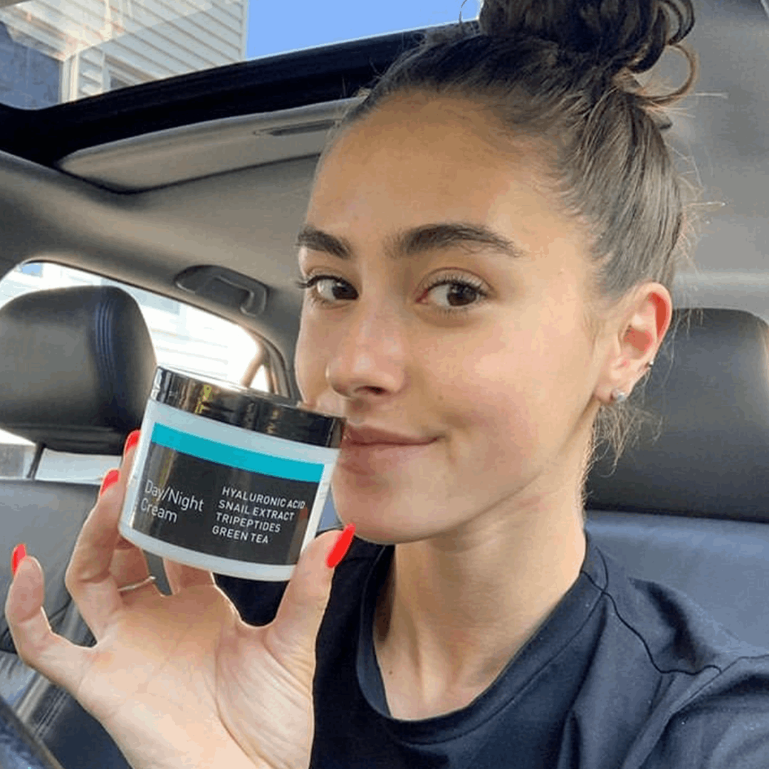 Day Night Cream with Snail Extract Day Night Cream with Snail Extract