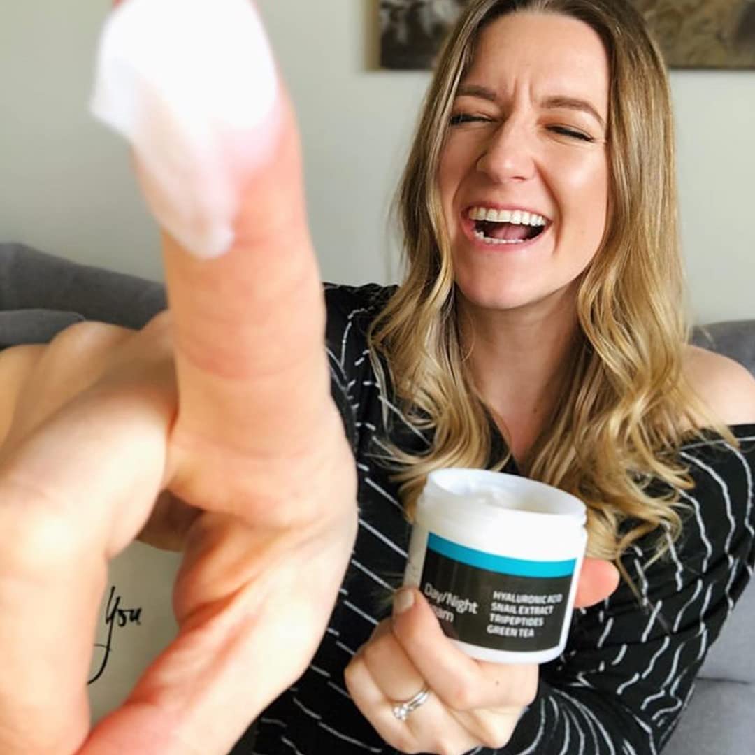 Day Night Cream with Snail Extract Day Night Cream with Snail Extract