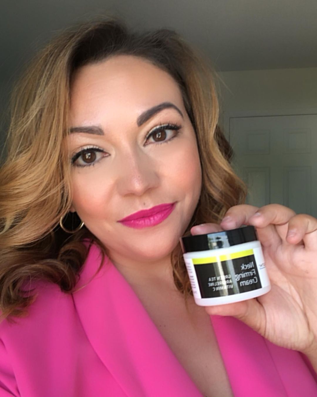 Neck Firming Cream with Green Tea and Vitamin C