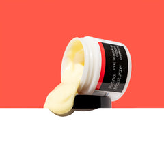 YEOUTH Retinol Moisturizer with cream spilling out. Highlights key ingredients Hyaluronic Acid, Green Tea, and Retinol.
